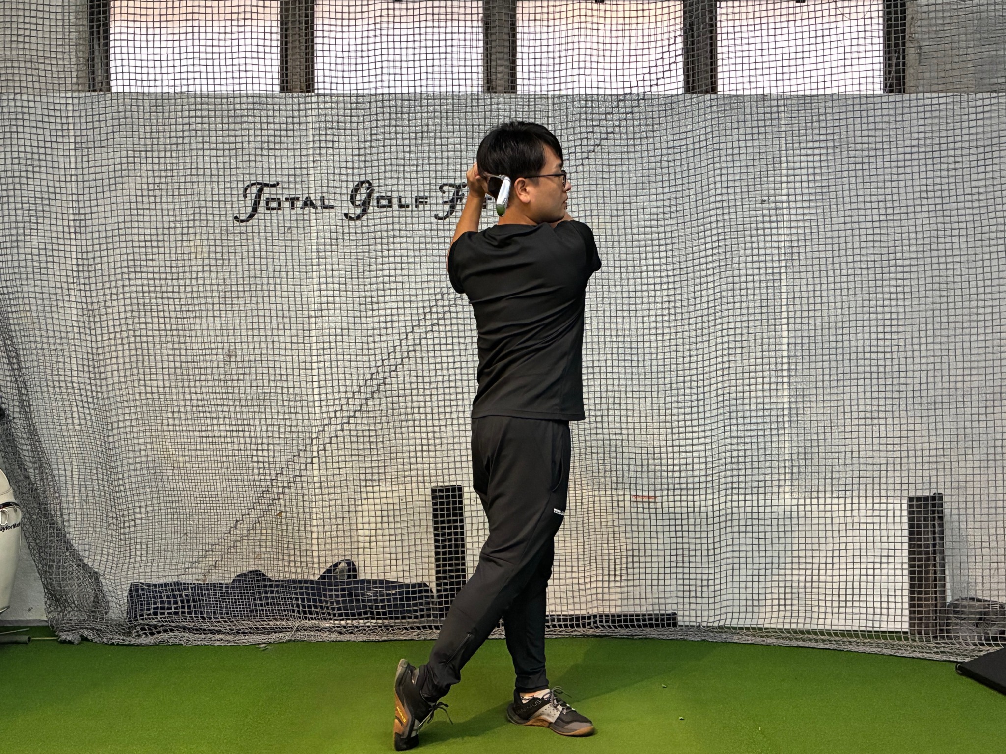 ゴルフの体重移動を「日常の動き」で理解する | Total Golf Fittness